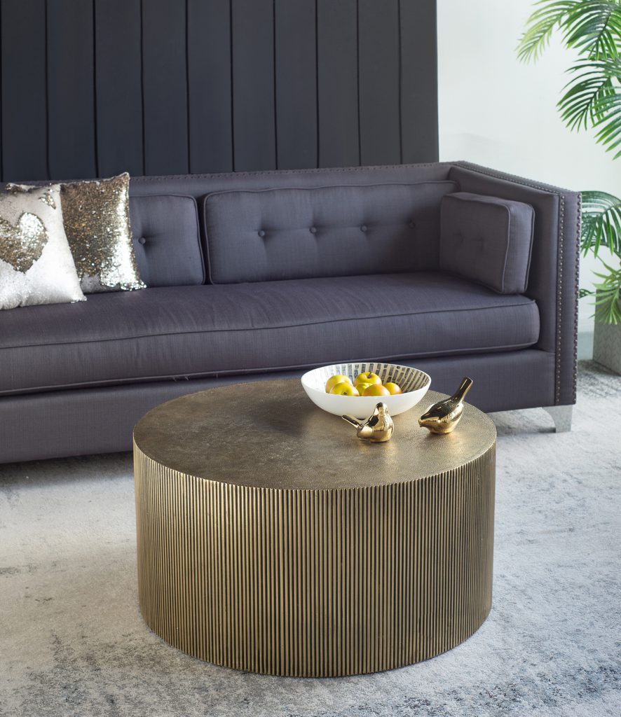 A&B Home Scalloped Round Coffee