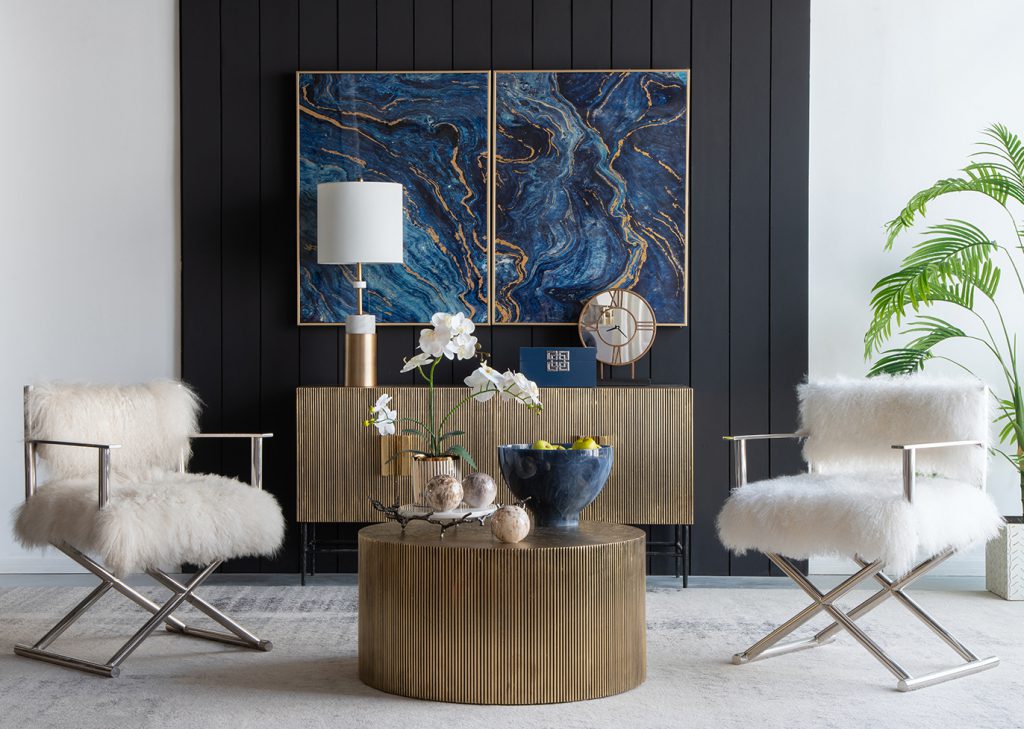 A&B Home Scalloped Round Coffee